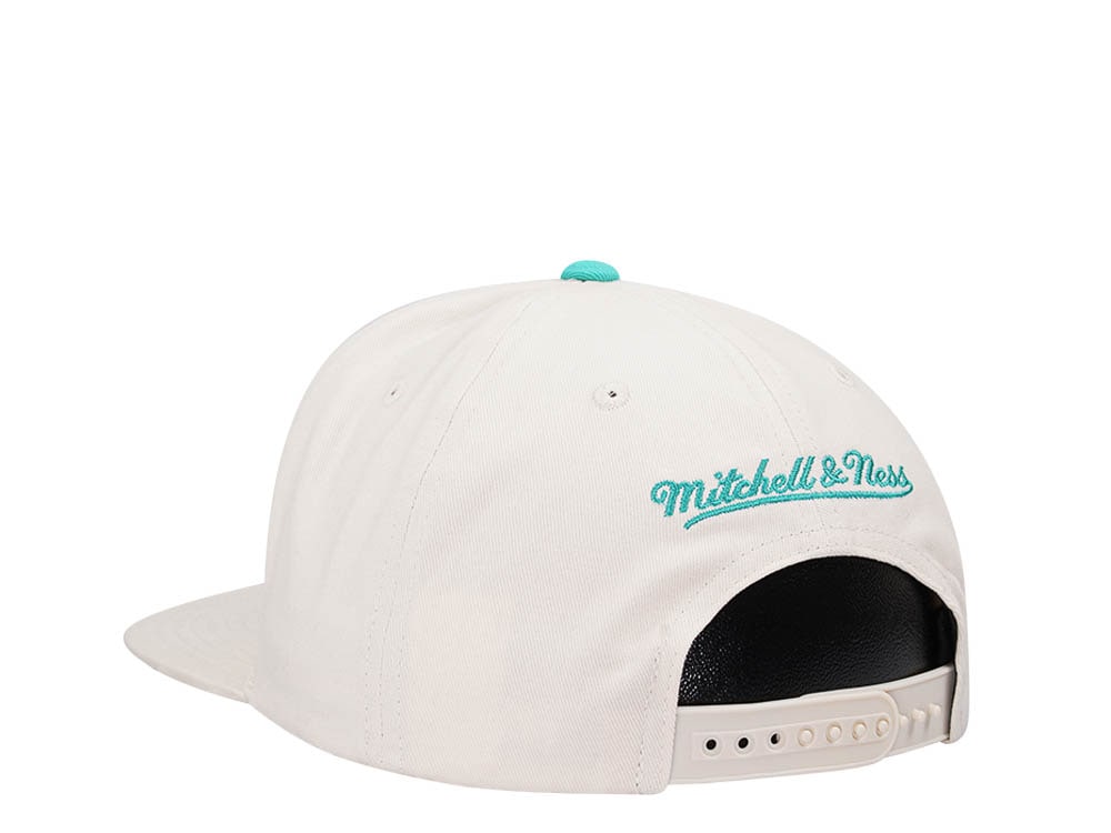 Mitchell & Ness Vancouver Grizzlies Reframe Retro Off White Snapback Hat