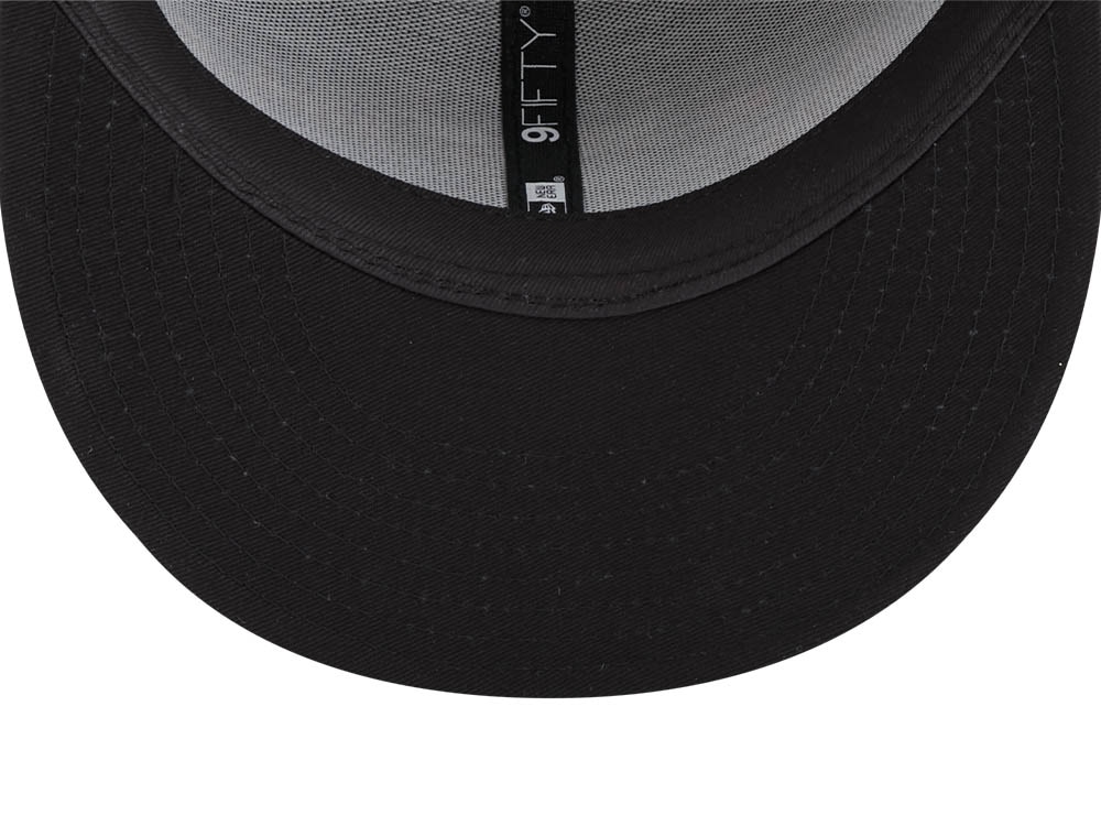 New Era Chicago Bulls 6x NBA Champions Black 9Fifty Snapback Hat