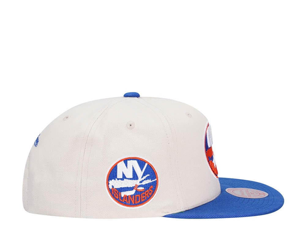 Mitchell & Ness New York Islanders Vintage Off-White Snapback Hat