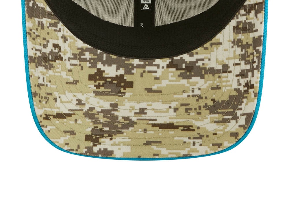 New Era Carolina Panthers Salute to Service 2022 39Thirty Stretch Hat
