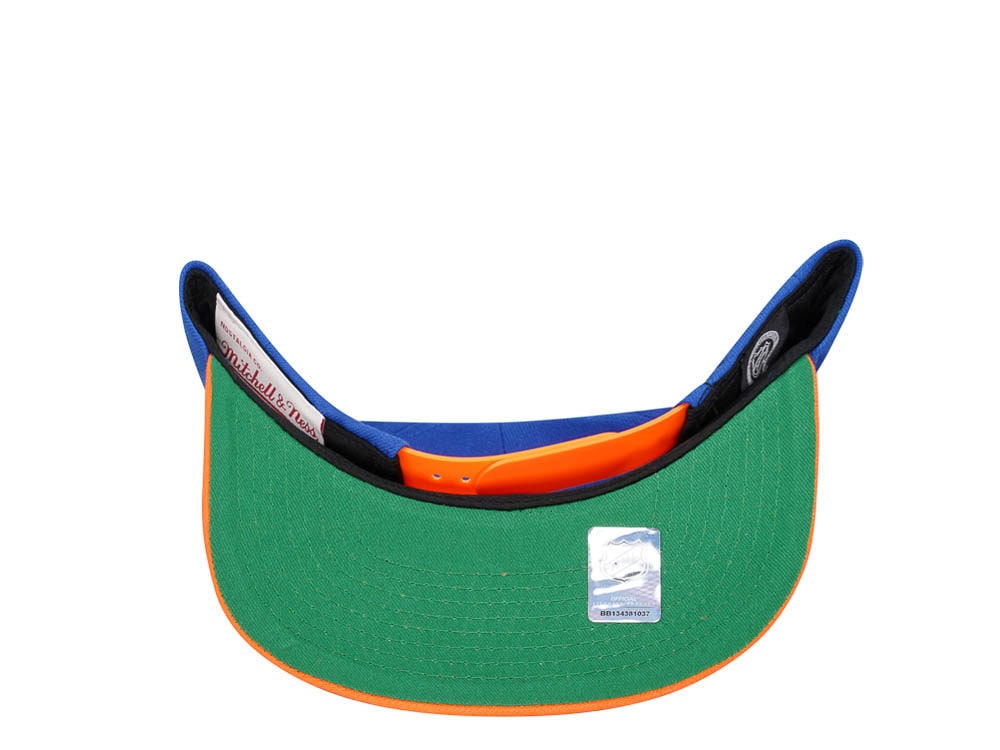 Mitchell & Ness New York Islanders Vintage Script Snapback Hat