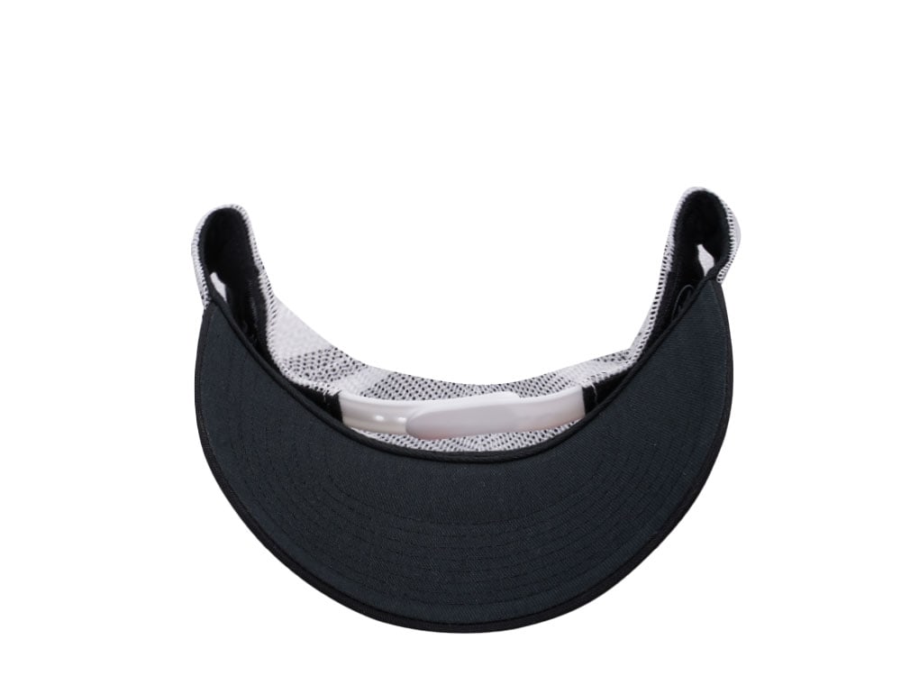 47Brand Liverpool FC Black MVP Trucker Snapback Hat