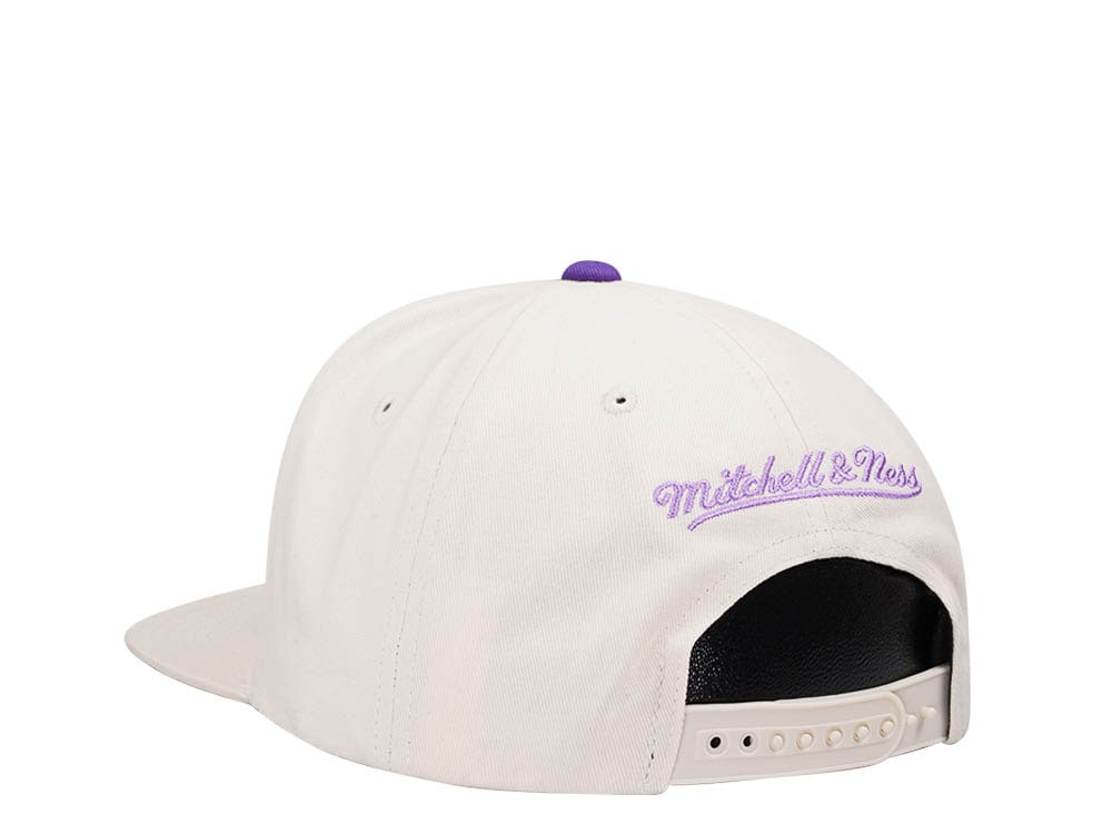 Mitchell & Ness Toronto Raptors Reframe Retro Off White Snapback Hat
