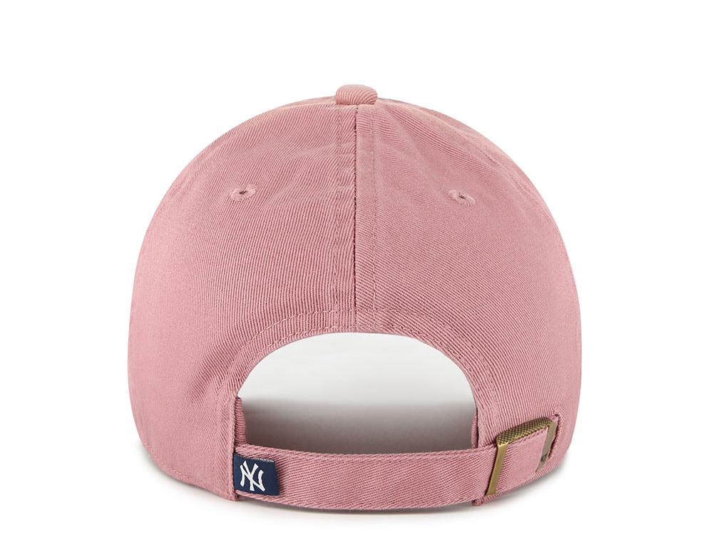 47 Brand New York Yankees Mauve Clean Up Strapback Cap