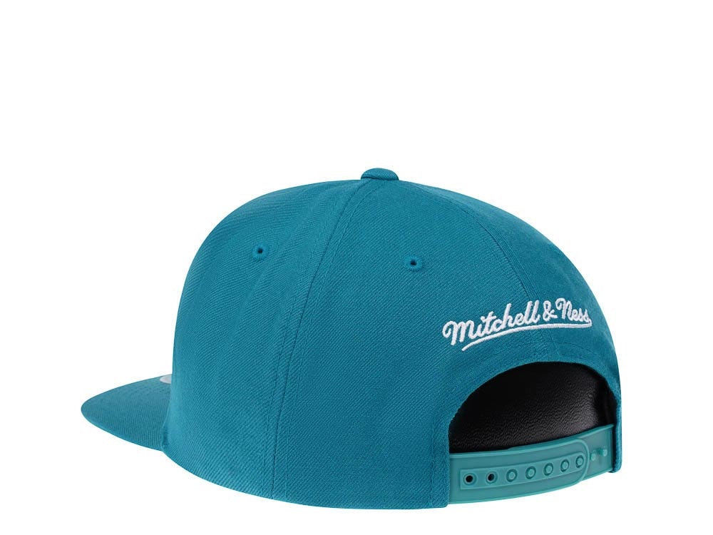 Mitchell & Ness Detroit Pistons Hardwood Classics Snapback Hat