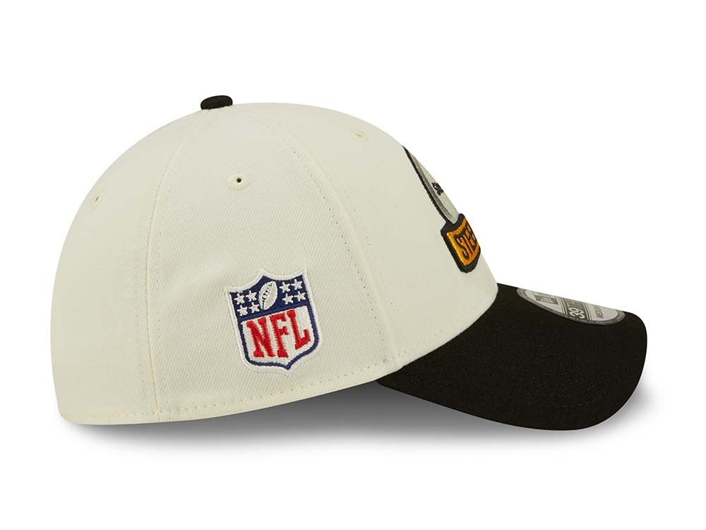 New Era Pittsburgh Steelers NFL Sideline 2022 39Thirty Stretch Hat