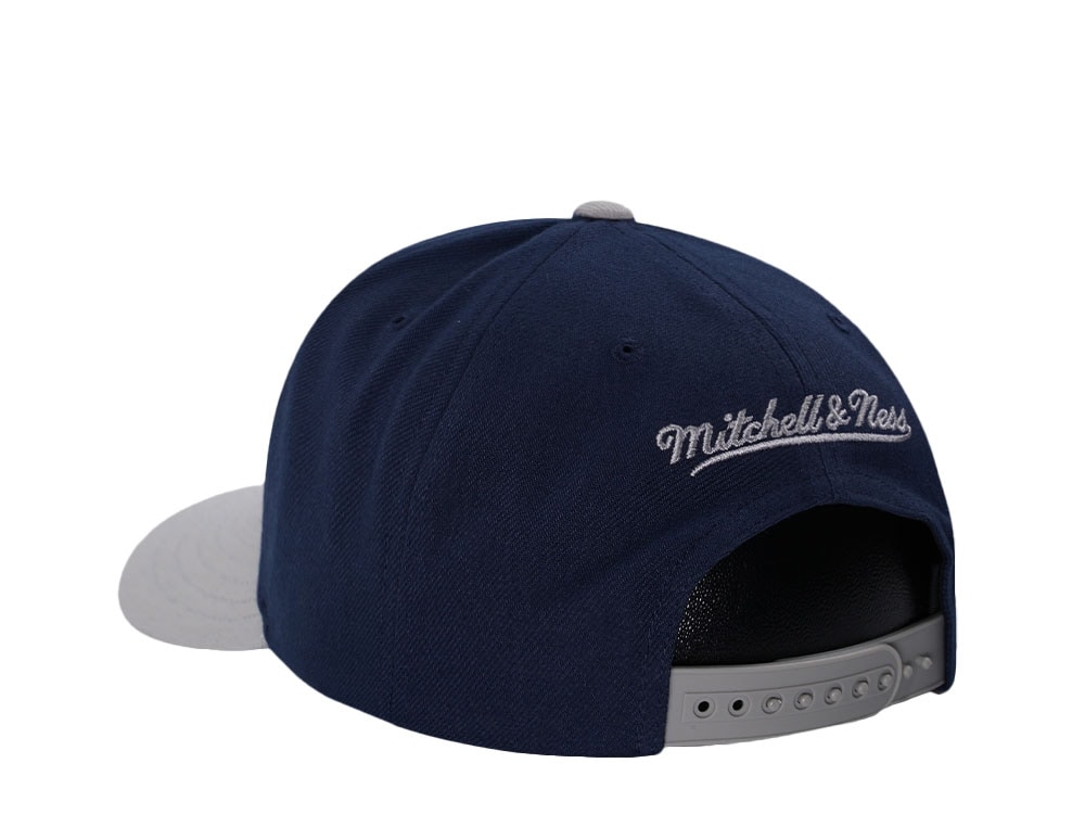 Mitchell & Ness Georgetown Hoyas Pro Crown Fit Navy Snapback Hat