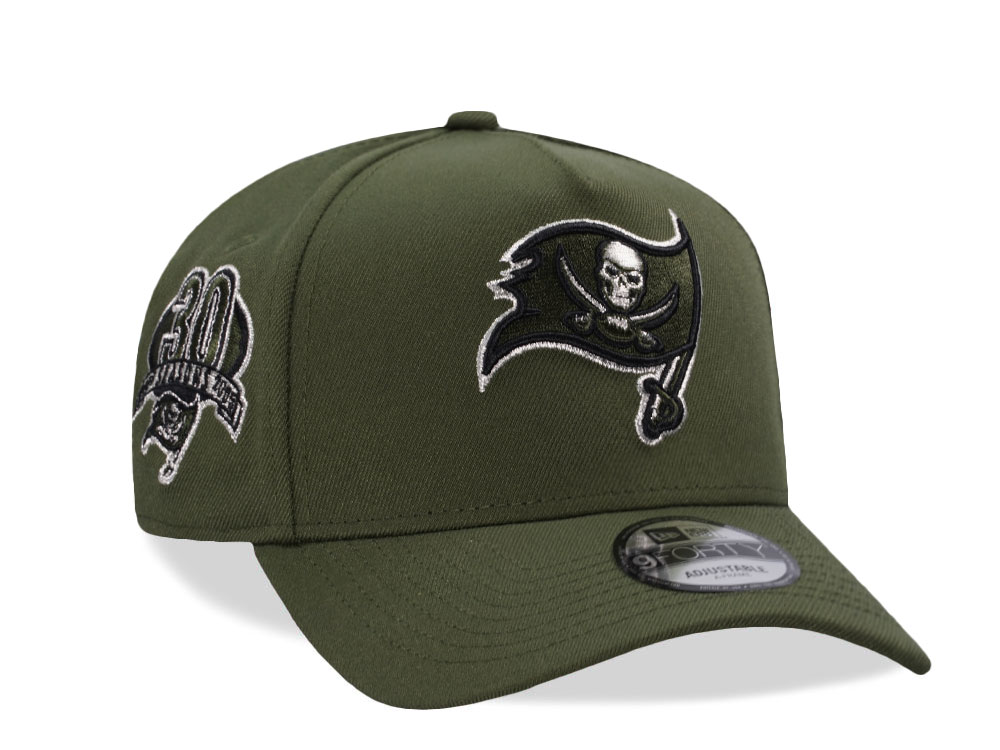 New Era Tampa Bay Buccaneers 30 Seasons Rifle Realtree Edition 9Forty A Frame Snapback Cap