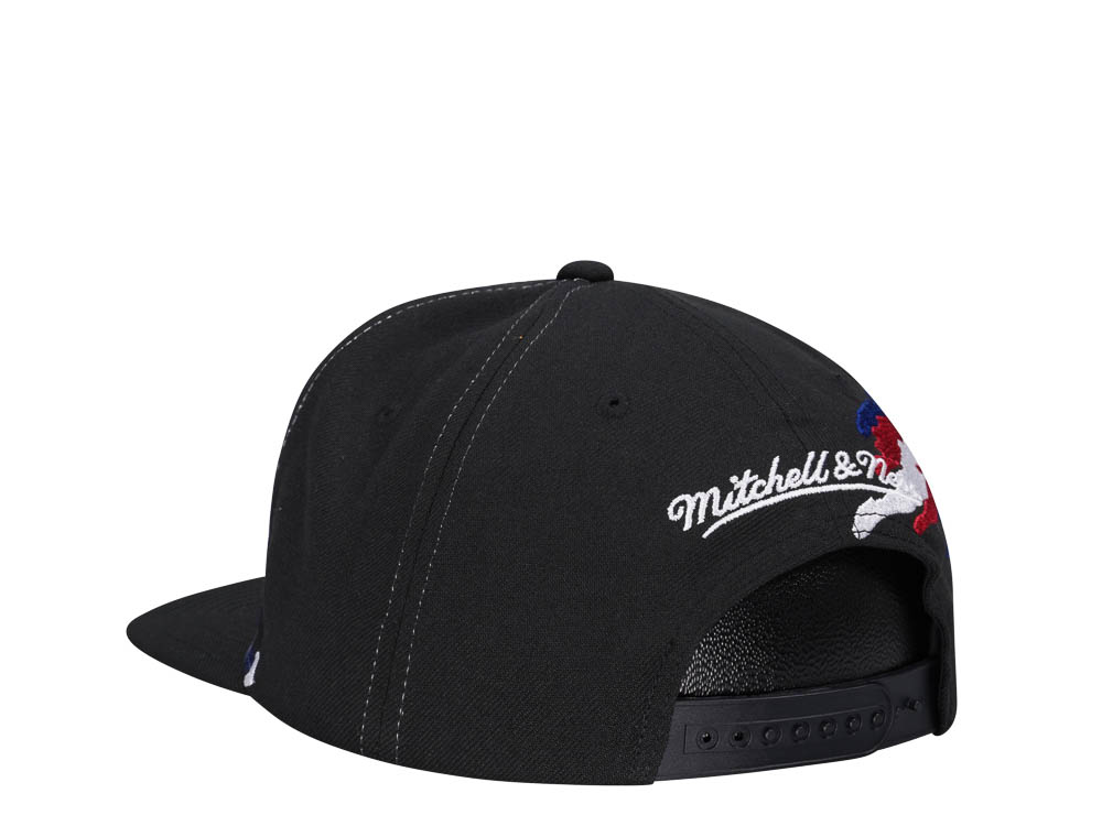 Mitchell & Ness Montreal Canadiens Vintage Paintbrush Snapback Hat