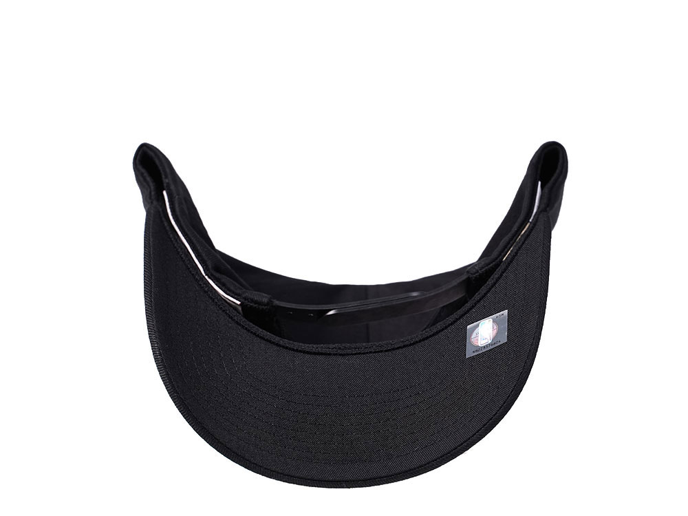Mitchell & Ness Brooklyn Nets Liquid Chrome Red Line Flex Snapback Hat