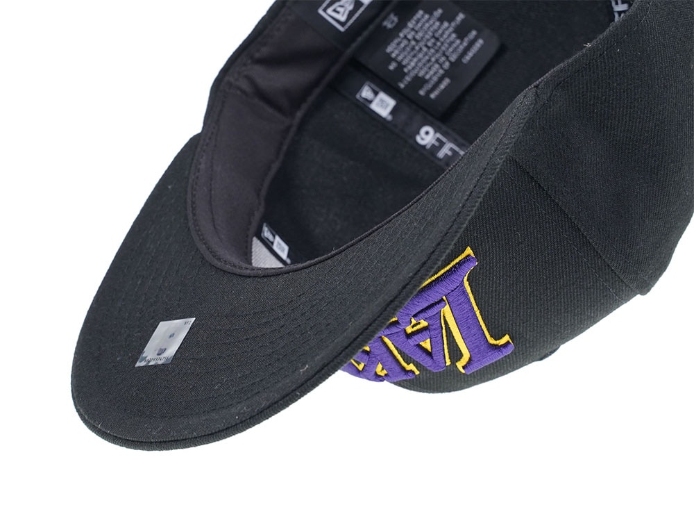 New Era Los Angeles Lakers Black Team Edition 9Fifty Snapback Hat