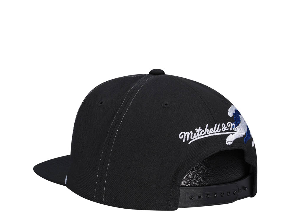 Mitchell & Ness Toronto Maple Leafs Vintage Paintbrush Snapback Hat