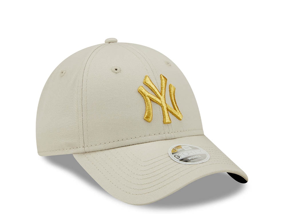 New Era New York Yankees Metallic Logo Womens 9Forty Strapback Hat
