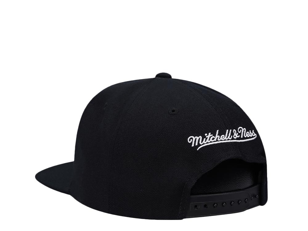 Mitchell & Ness Cleveland Cavaliers NBA Champions 2016 Hardwood Classic Snapback Hat