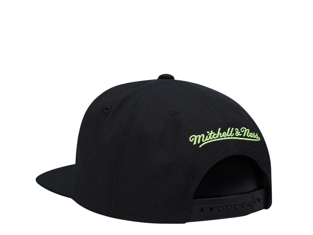 Mitchell & Ness Seattle Supersonics Slime Drip Hardwood Classic Snapback Hat