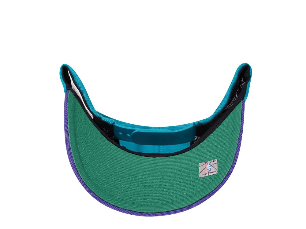 Mitchell & Ness Charlotte Hornets Team Two Tone Red Line Solid Flex Snapback Hat