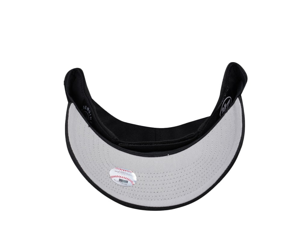 47Brand Chicago White Sox Black MVP Strapback Hat