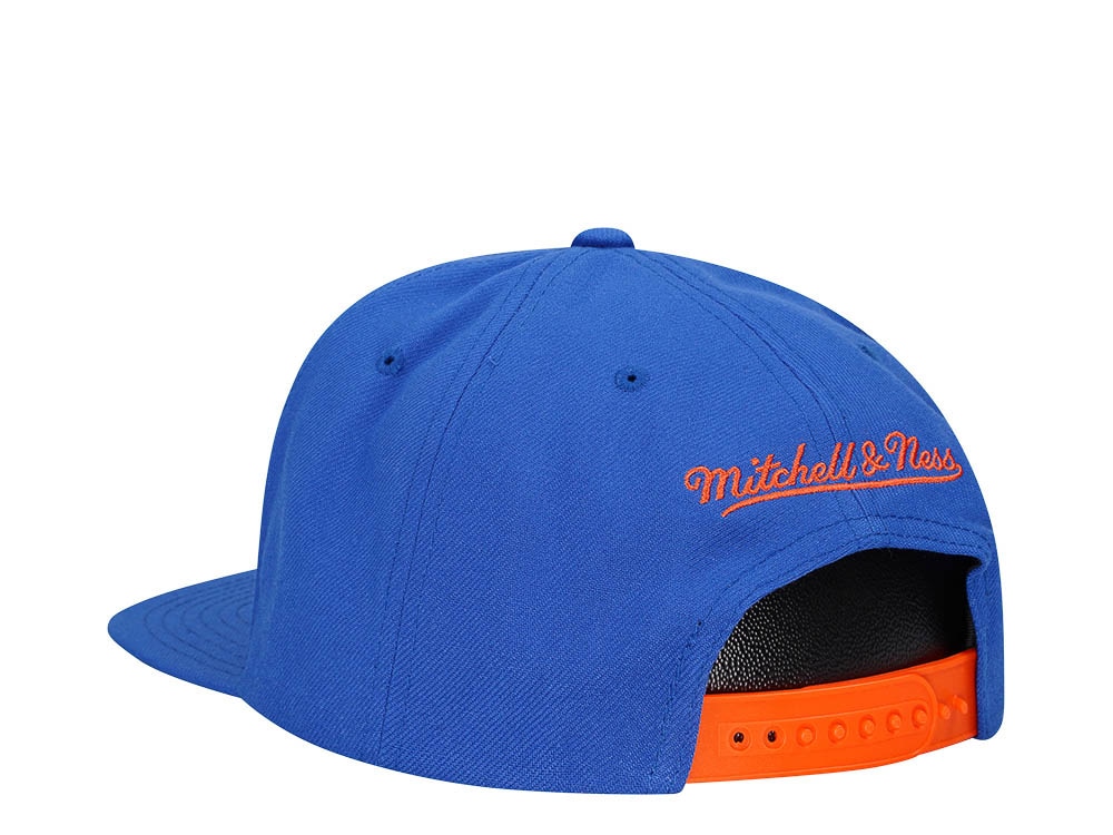 Mitchell & Ness New York Islanders Retro Lock Up Snapback Hat