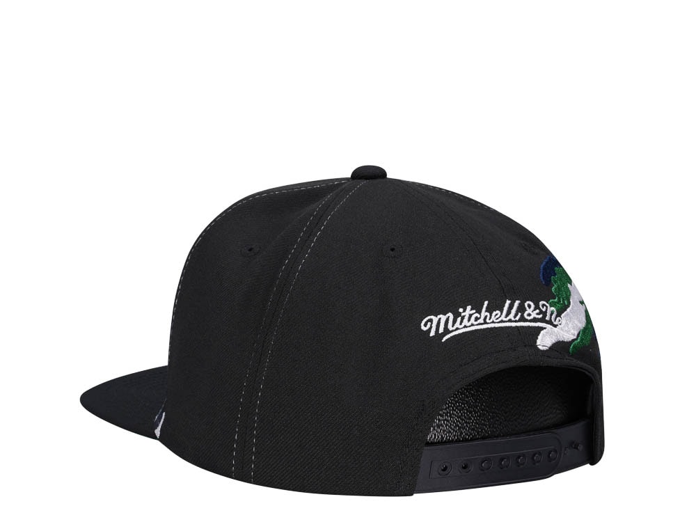 Mitchell & Ness Hartford Whalers Vintage Paintbrush Snapback Hat