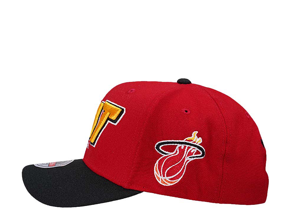 Mitchell & Ness Miami Heat Shredder Stretch Hardwood Classic Red Flex Snapback Hat