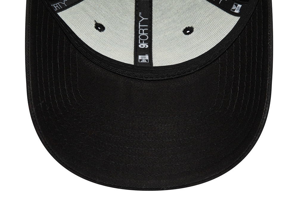 New Era Manchester United Core Black Kids 9Forty Strapback Hat