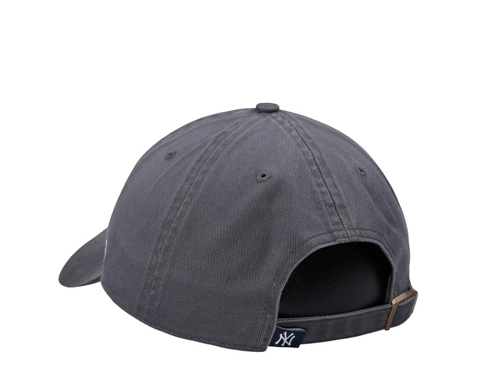 47Brand New York Yankees Charcoal Clean Up Strapback Hat