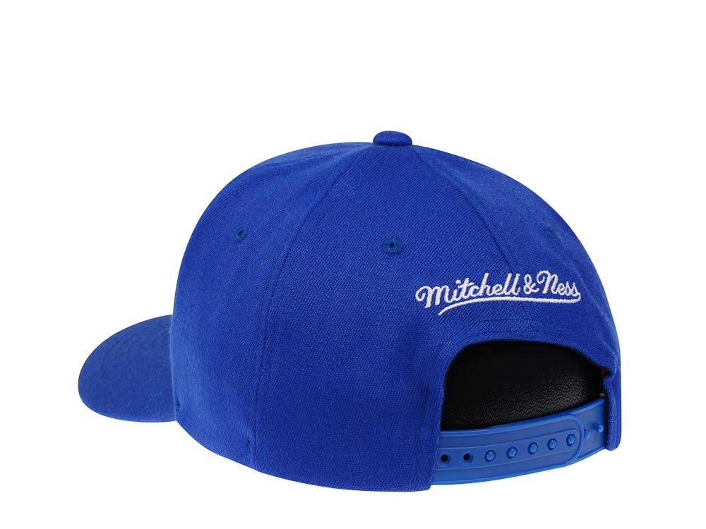 Mitchell & Ness Detroit Pistons Team Ground Red Line Solid Flex Snapback Hat