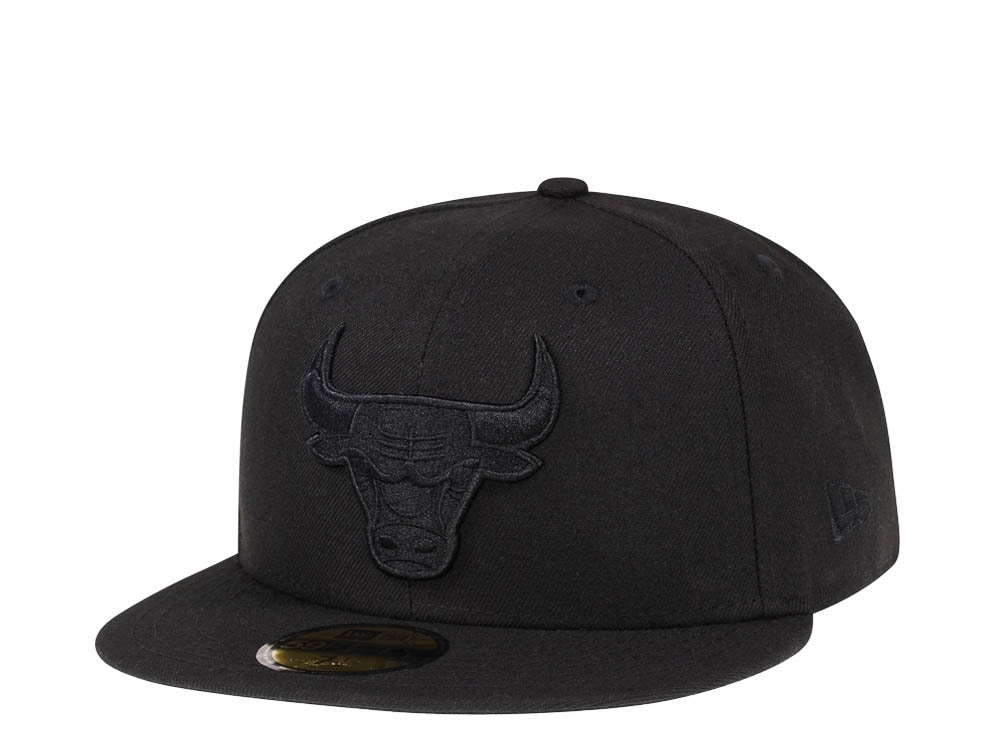 New Era Chicago Bulls Black All Black Classic Edition 59Fifty Fitted Hat