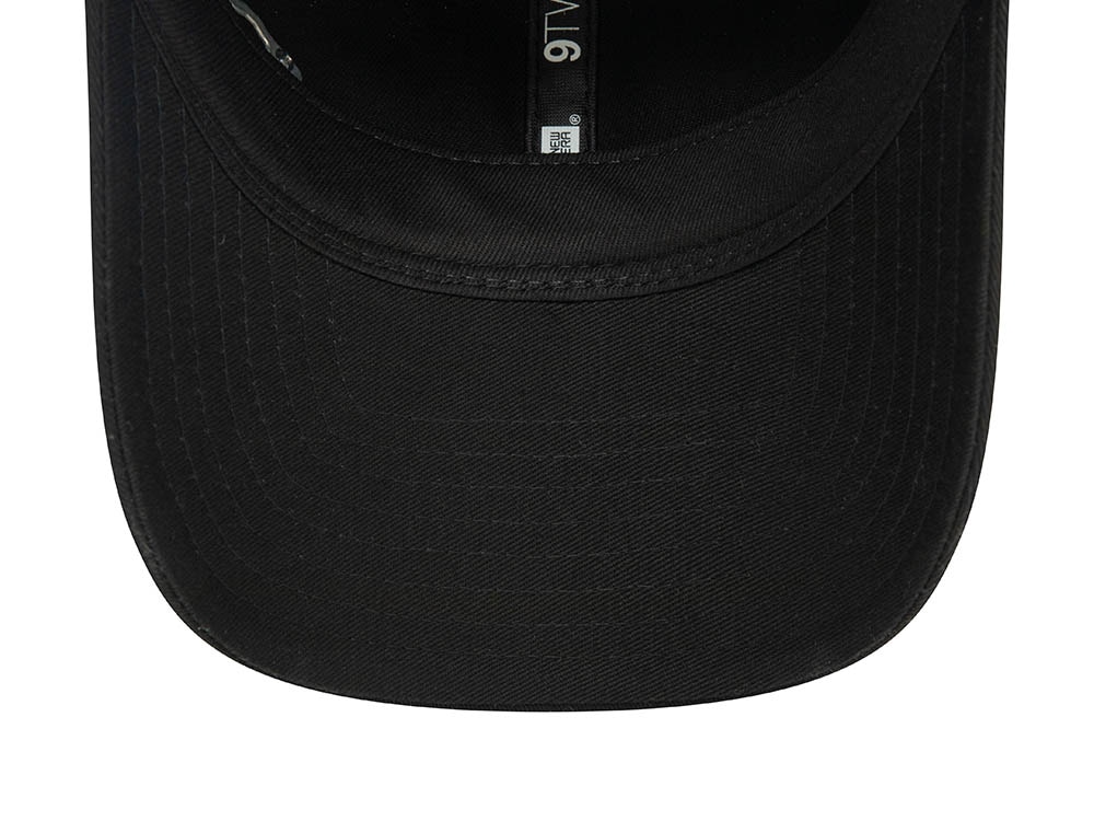 New Era Manchester United Tonal Pin 9Twenty Strapback Hat