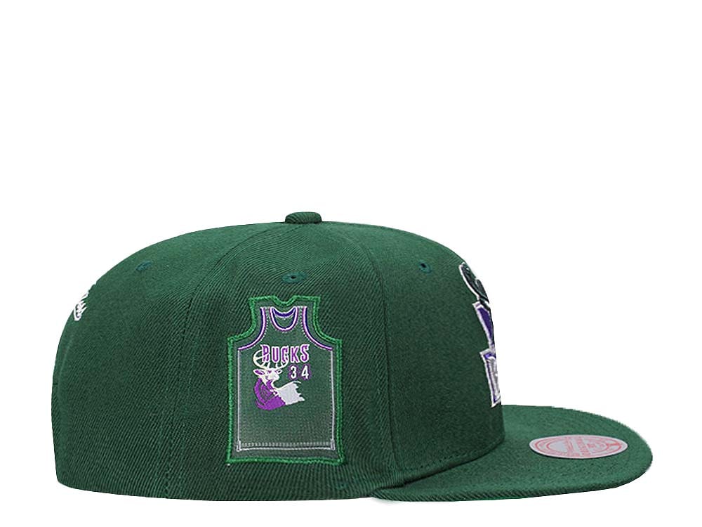 Mitchell & Ness Milwaukee Bucks Jersey Love Hardwood Classic Snapback Hat