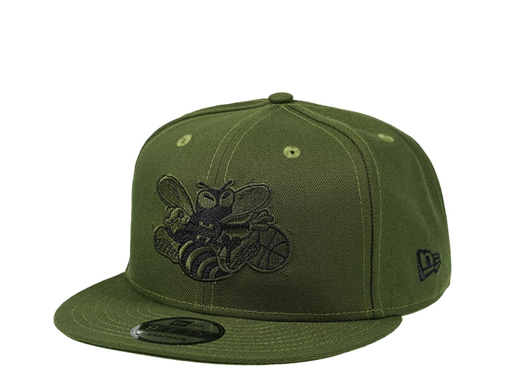 New Era Charlotte Hornets Rifle Green Edition 9Fifty Snapback Hat