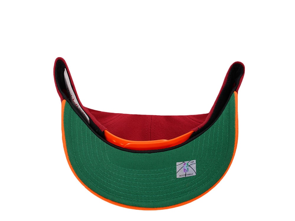 Mitchell & Ness Miami Heat Two Tone Pro Crown Fit Snapback Hat