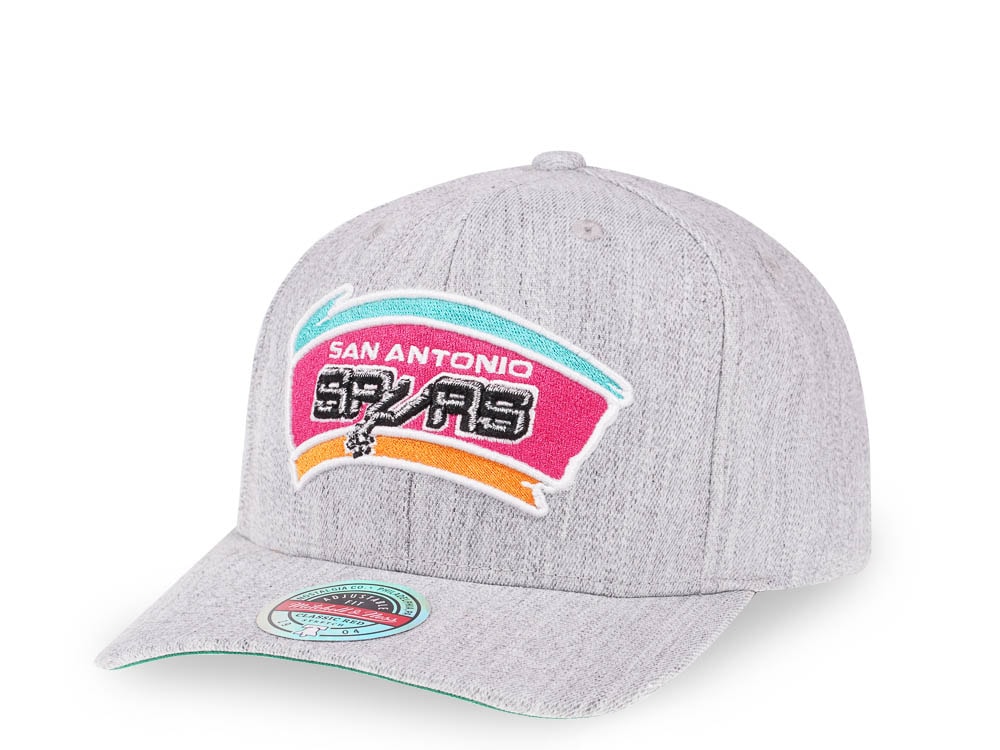 Mitchell & Ness San Antonio Spurs Heather Gray Red Line Flex Snapback Hat