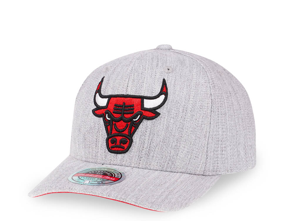 Mitchell & Ness Chicago Bulls Heather Gray Red Line Flex Snapback Hat