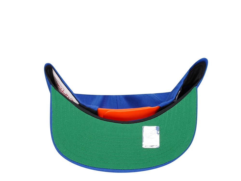 Mitchell & Ness New York Islanders Retro Lock Up Snapback Hat