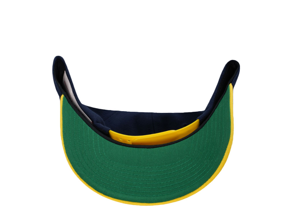 Mitchell & Ness Michigan Wolverines Pro Crown Fit Navy Snapback Hat