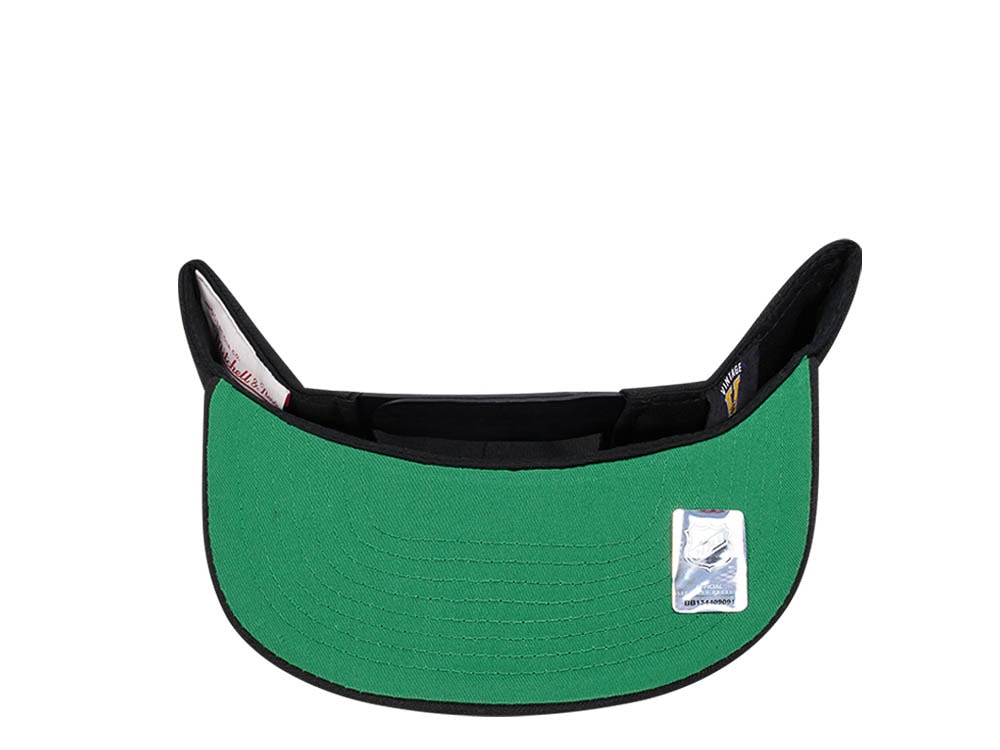 Mitchell & Ness New York Islanders Vintage Paintbrush Snapback Hat