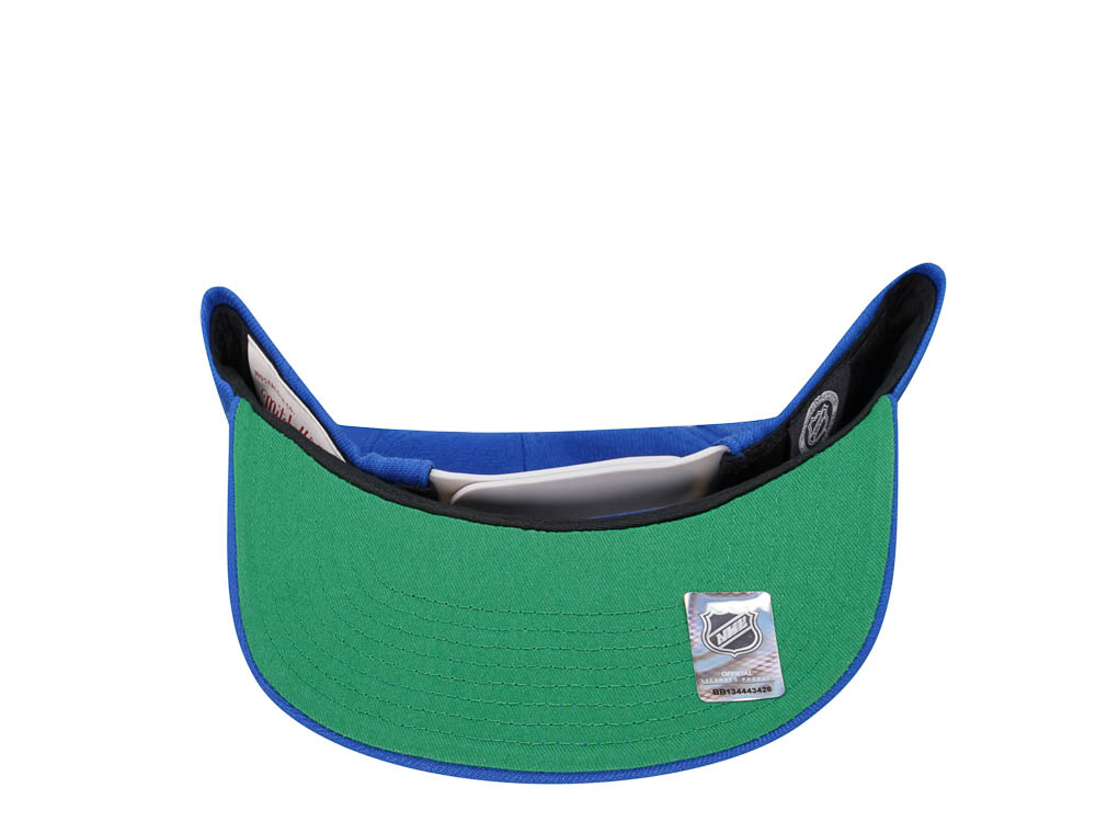Mitchell & Ness Toronto Maple Leafs Retro Lock Up Snapback Hat