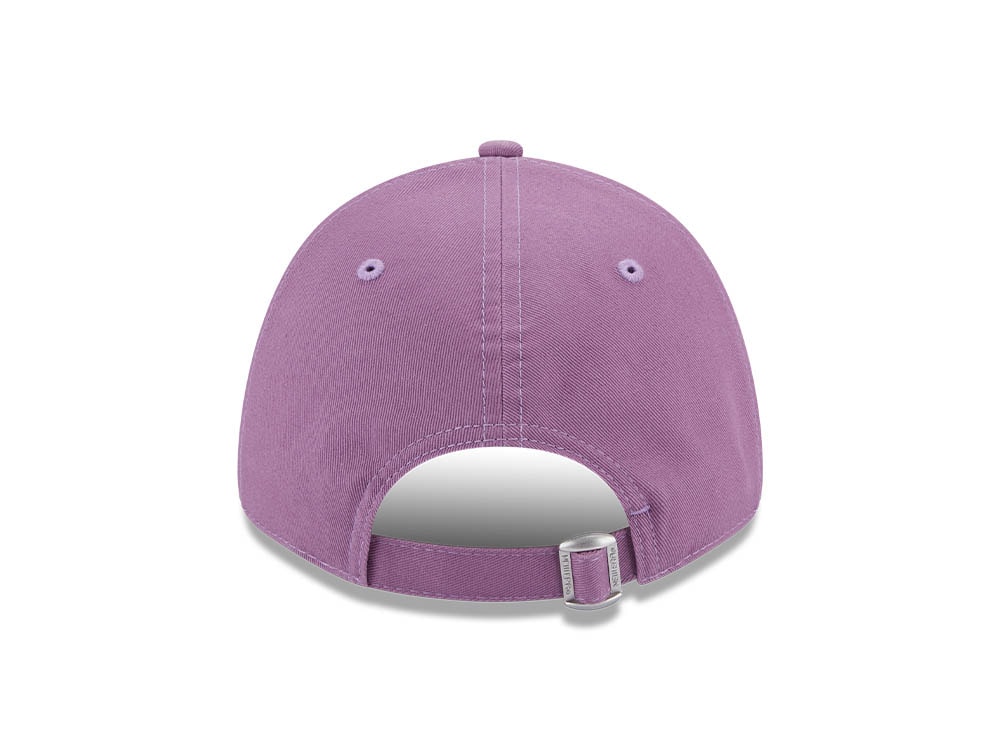 New Era New York Yankees League Essential Purple 9Forty Strapback Hat