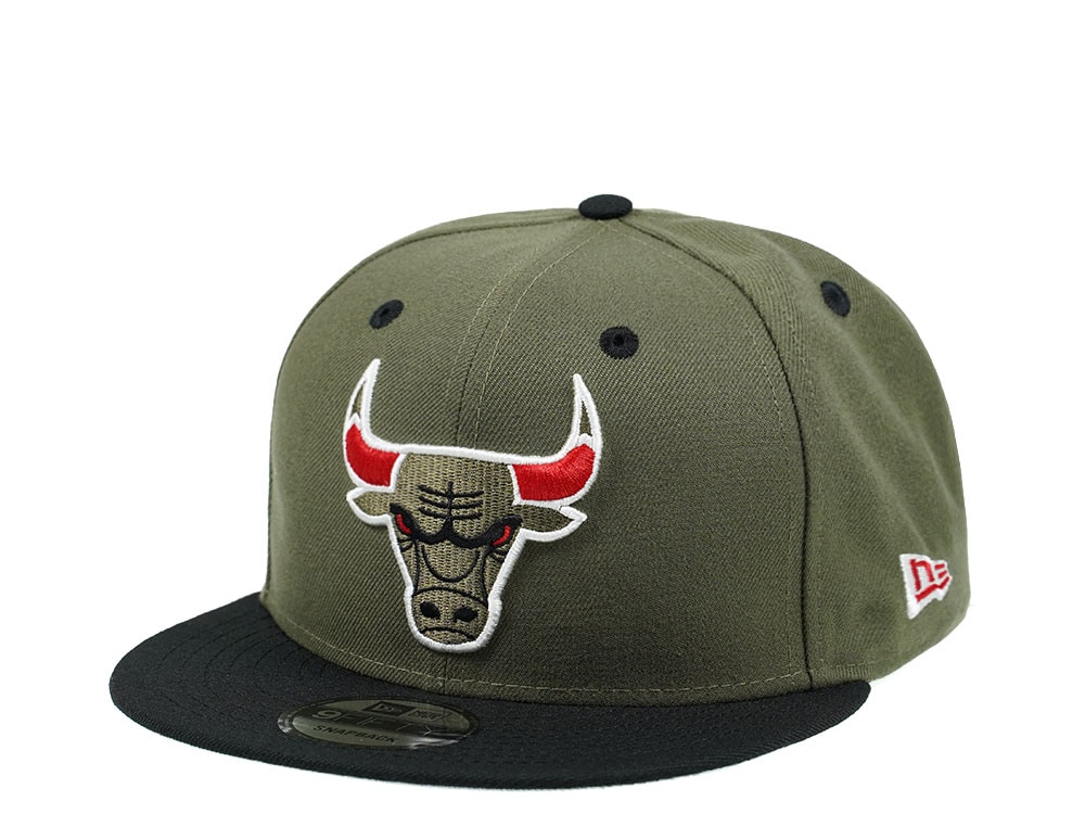 New Era Chicago Bulls Olive Red Horn Edition 9Fifty Snapback Hat