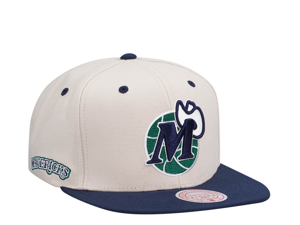 Mitchell & Ness Dallas Mavericks Sail Off White Two Tone Snapback Hat
