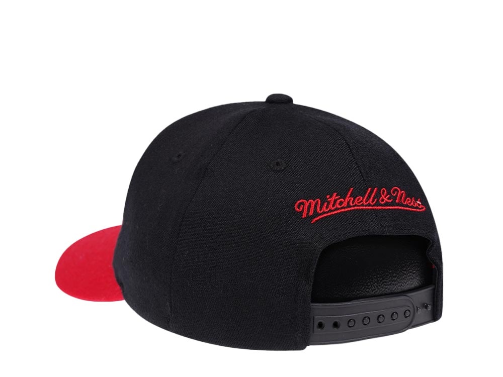 Mitchell & Ness Portland Trail Blazers Team Two Tone Red Line Solid Flex Snapback Hat