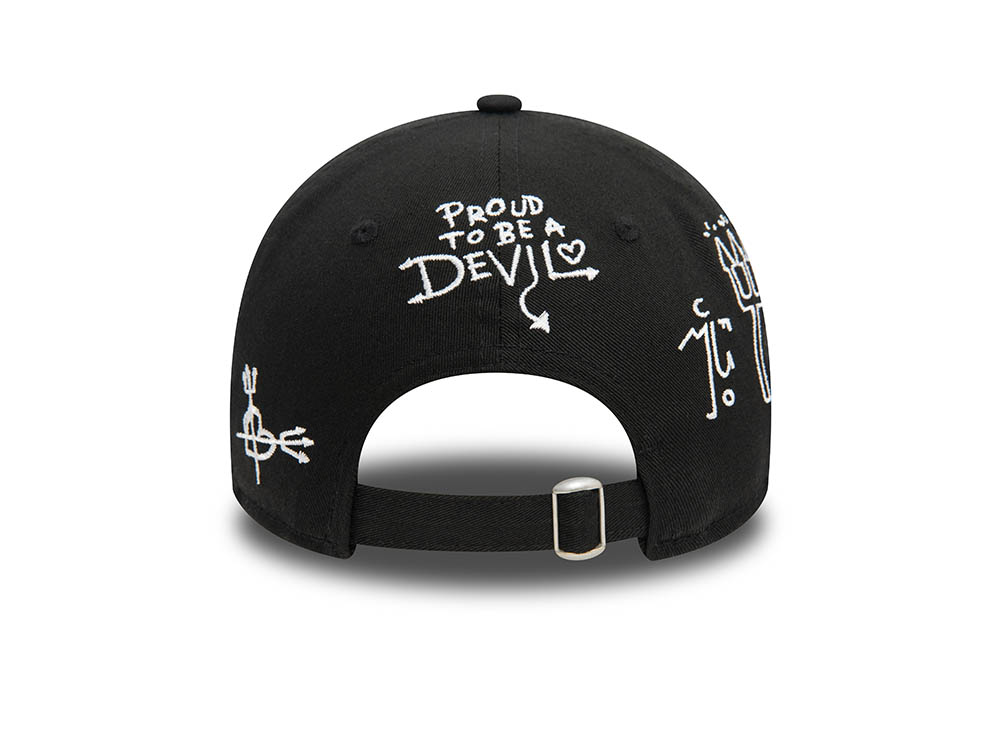 New Era Manchester United Scribble 9Twenty Strapback Hat