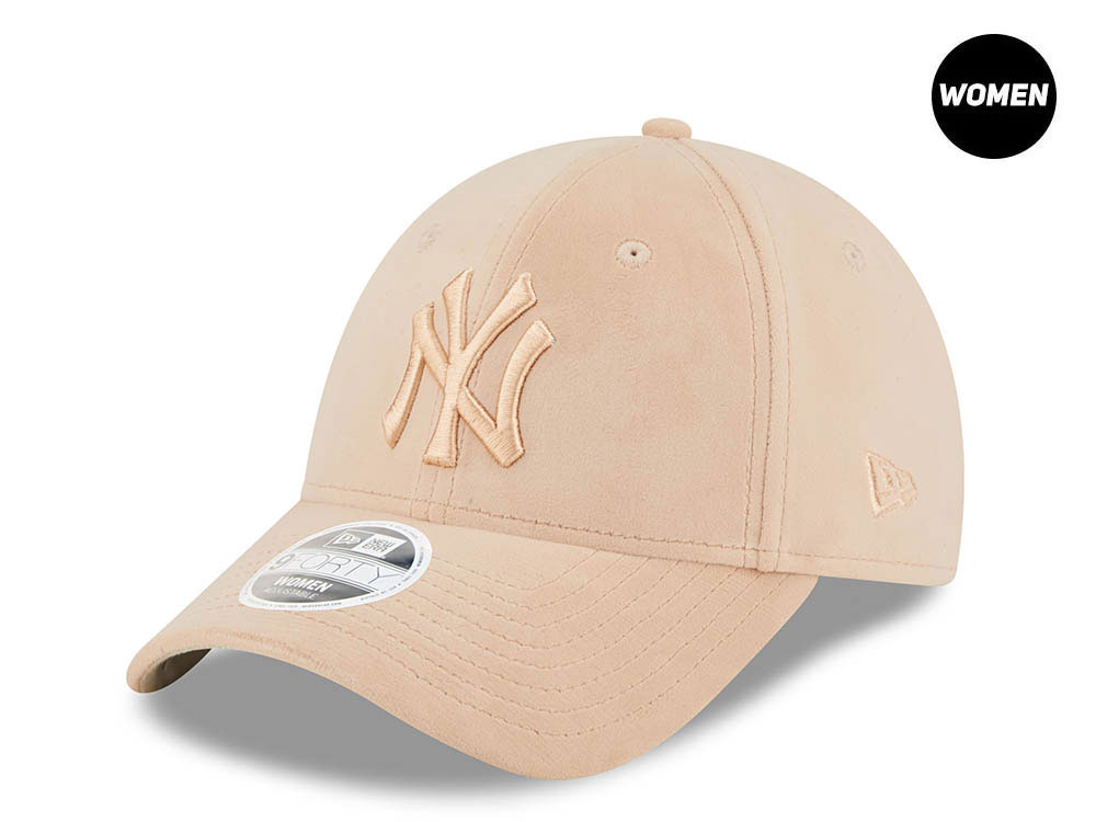New Era New York Yankees Velvet Stone Womens 9Forty Strapback Hat