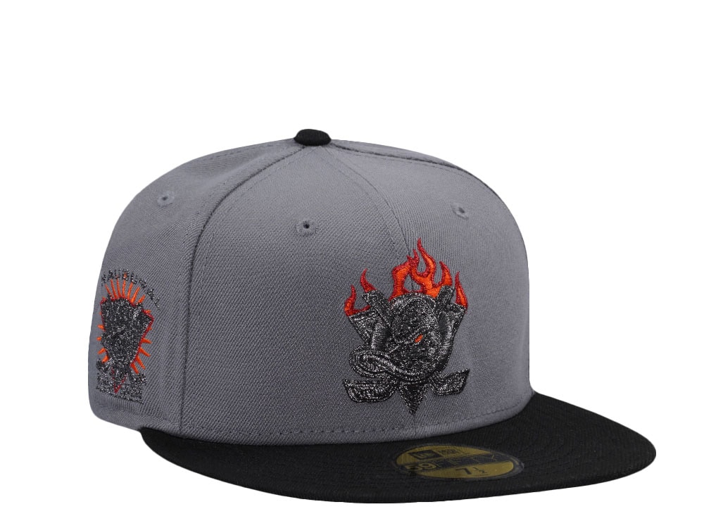 New Era Anaheim Ducks Inaugural Season Metallic Fade Two Tone Edition 59Fifty Fitted Cap