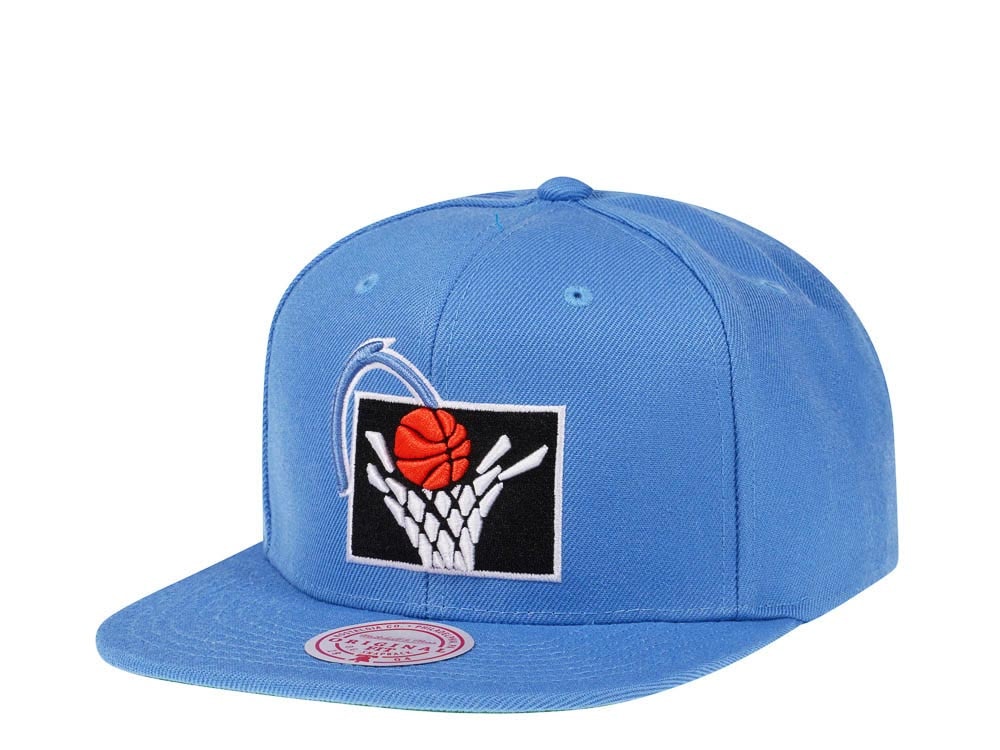 Mitchell & Ness Cleveland Cavaliers Hardwood Classics Snapback Hat