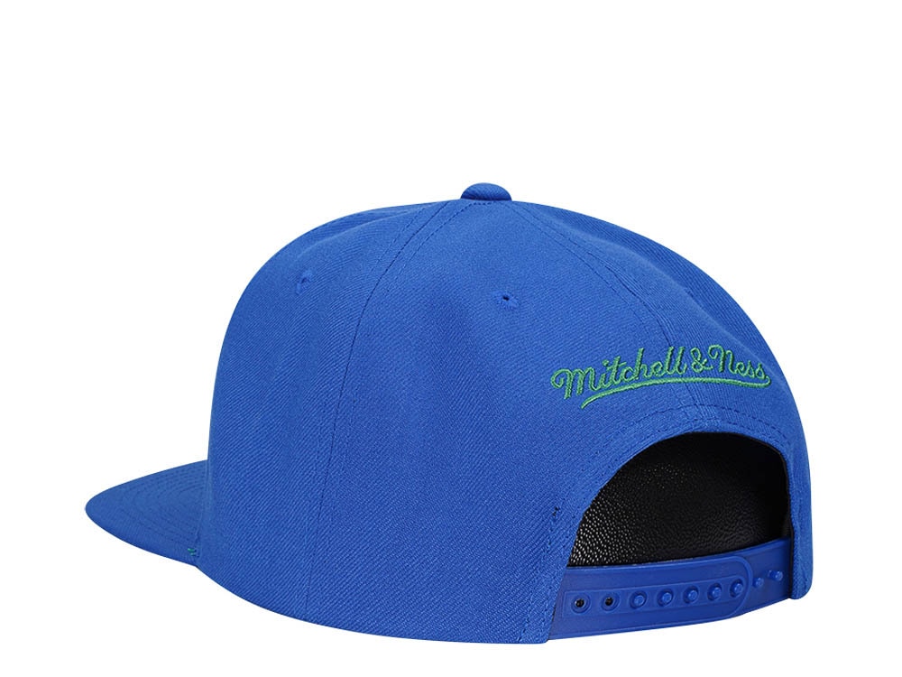 Mitchell & Ness Hartford Whalers Alternate Flip Vintage Snapback Hat