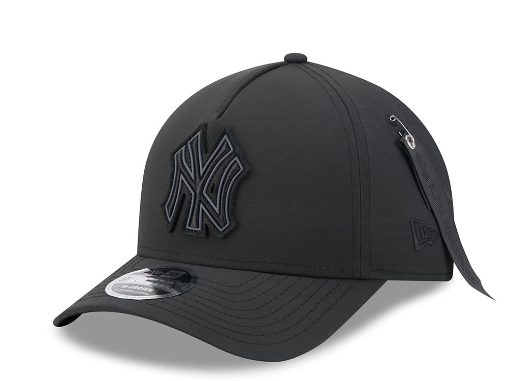 New Era Alpha Industries New York Yankees Black Prime Edition 9Forty M Crown A Frame Snapback Cap