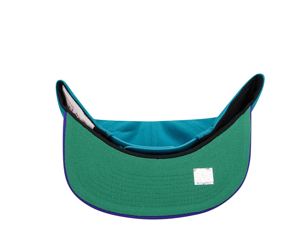 Mitchell & Ness Charlotte Hornets Breakthrough Two Tone Snapback Hat
