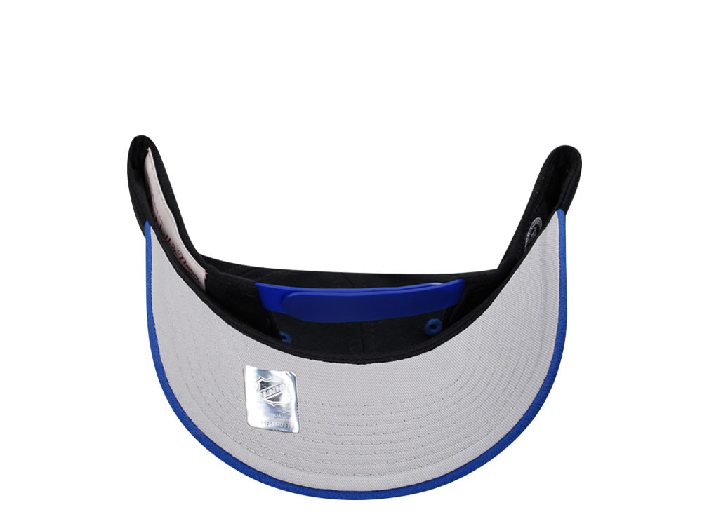 Mitchell & Ness Toronto Maple Leafs Pro Crown Fit Snapback Hat